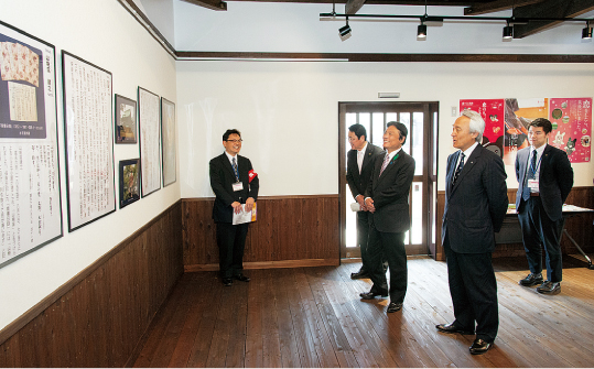 歴史交流館（愛称「くちなし庵」）内部