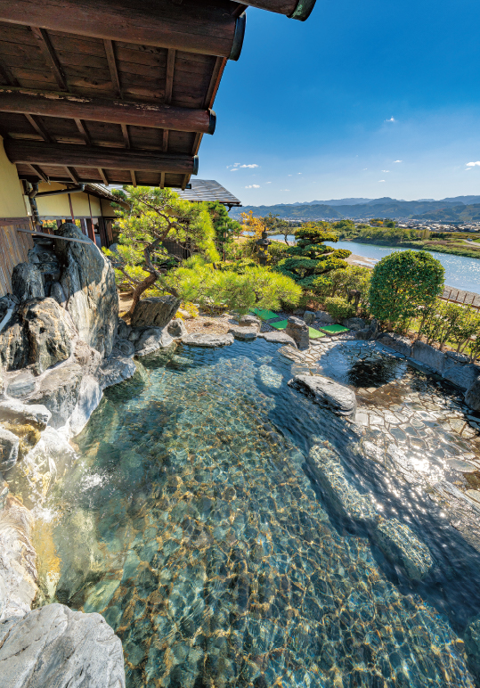 「六峰舘」展望庭園露天風呂の写真