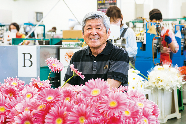 JAふくおか八女 花き部会 広川ガーベラ部 部会長 緒方 久幸（おがた ひさゆき）さんの写真