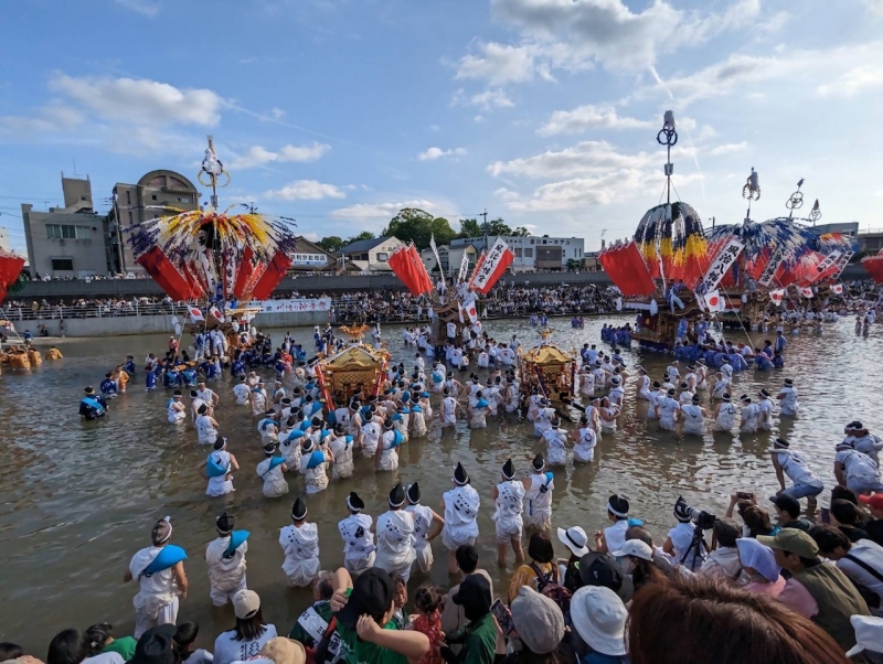 祭りの様子