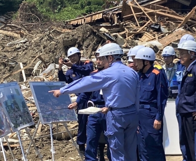 土石流被害現場視察の様子