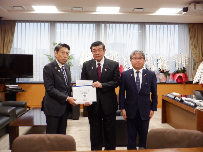 内閣府への要望の様子