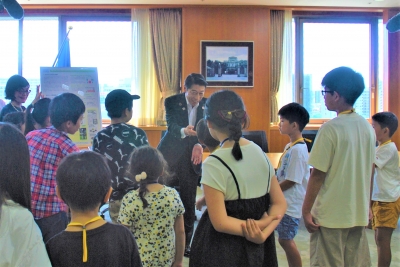 知事室と警察棟を見てみよう！