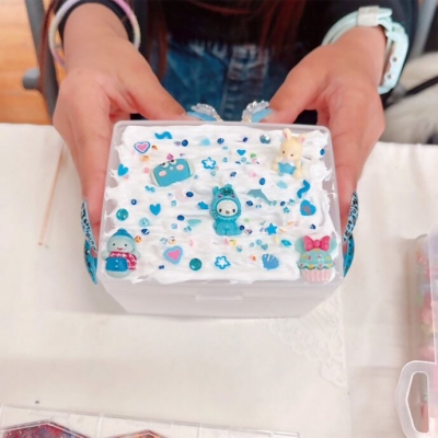 小物入れをスイーツケーキみたいにデコろう！