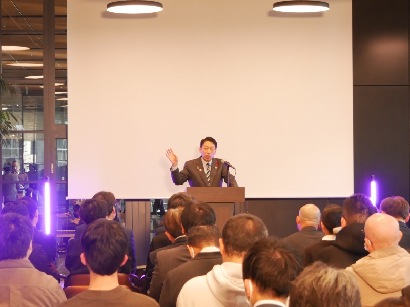 あいさつする知事の写真です