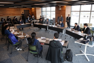意見交換全体写真