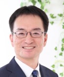 小峰裕氏の写真です。