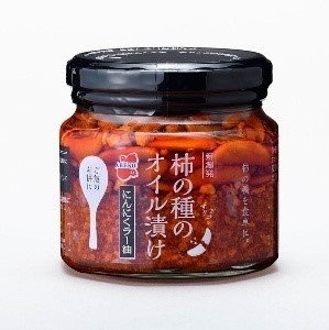 販売する新潟県の特産品の一例(柿の種のオイル漬け)