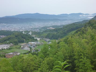 太宰府市竈門神社付近より眺める脊振山、金山